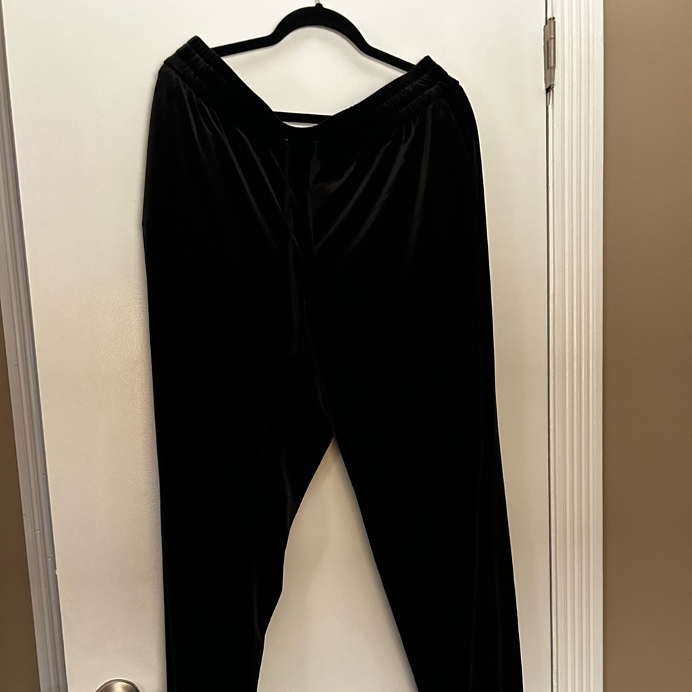Simply Vera Vera Wang XL Black Velvet Casual Elegance Sweatpants Loungewear